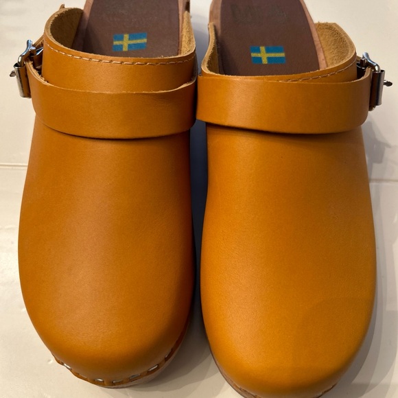 Mia Alma Clogs/ Free People - Picture 9 of 9